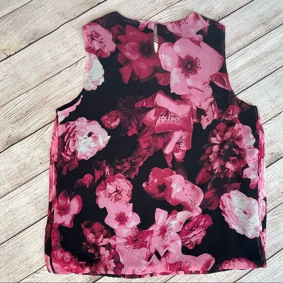 Floral Blouse  - Picture 4 of 6